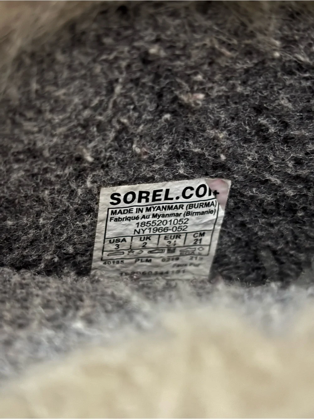 Sorel girl winter